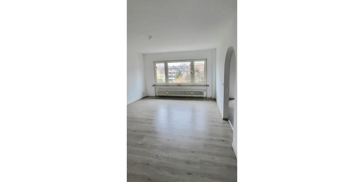 Etagenwohnung Essen Stadtbezirk II - 3 Zimmer, 76 m&sup2;, 650&euro; | Angebot:25148351