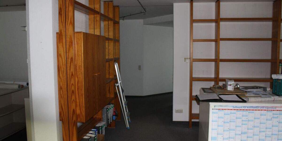 Gewerberäume in Herne-Sodingen mit Stellplätzen und Garage, eigenem Eingang 3 zimmer