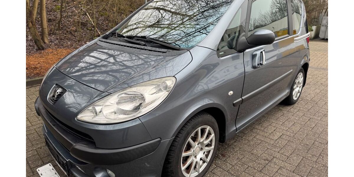 Peugeot 1007 148.000 km 2.499 &euro; Essen 45133