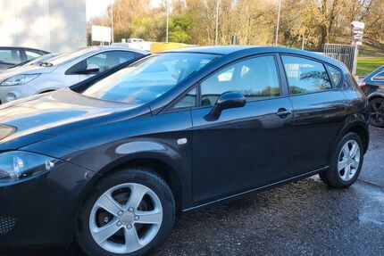 Seat Leon 172.000 km 2.350 &euro; Essen 45128