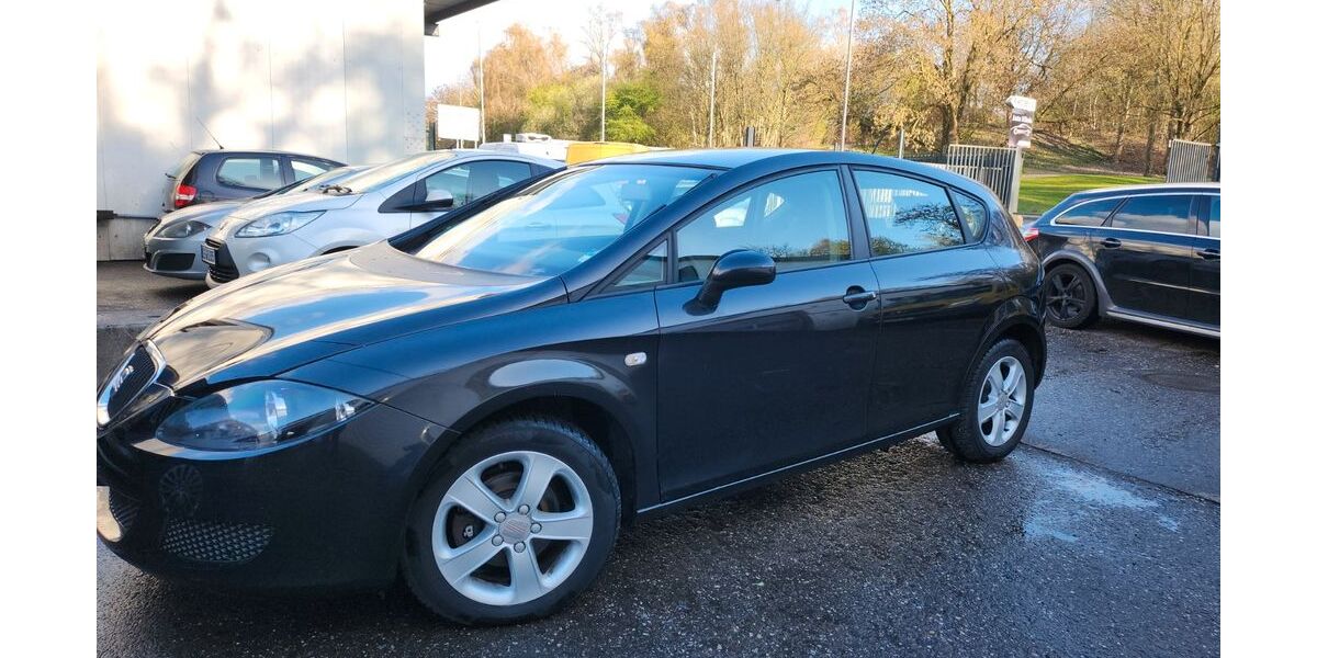 Seat Leon 172.000 km 2.350 &euro; Essen 45128