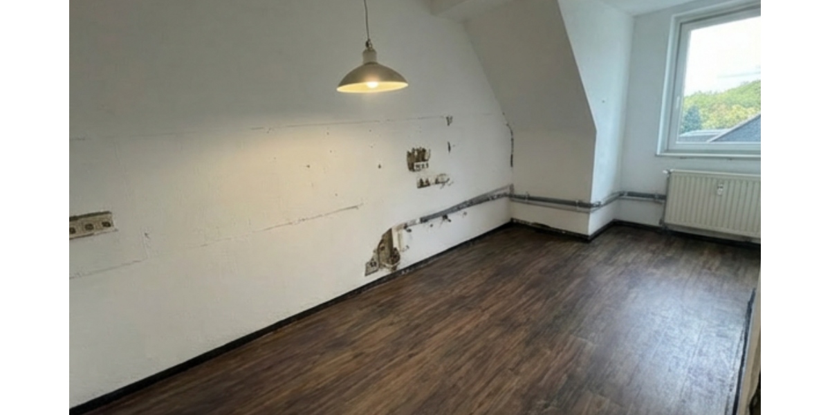 Helle renovierte 2,5 Zimmer Dachgeschoss Wohnung in Bochum Wattenscheid mit guter Anbindung 2 zimmer