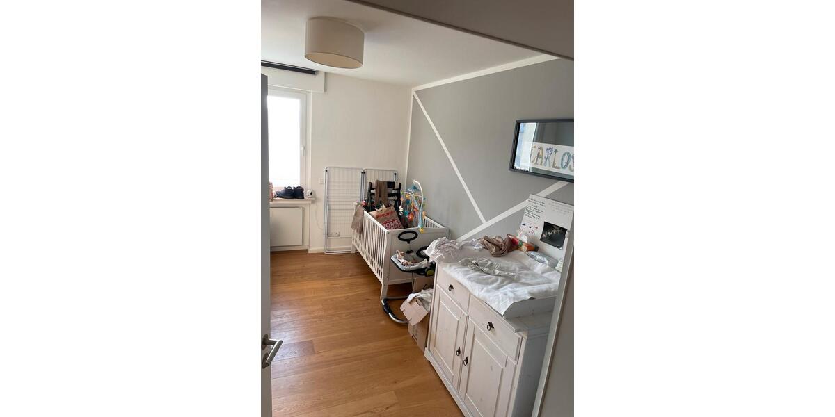 Etagenwohnung Velbert Pöthen - 3.5 Zimmer, 96 m&sup2;, 363.636&euro; | Angebot:25745994
