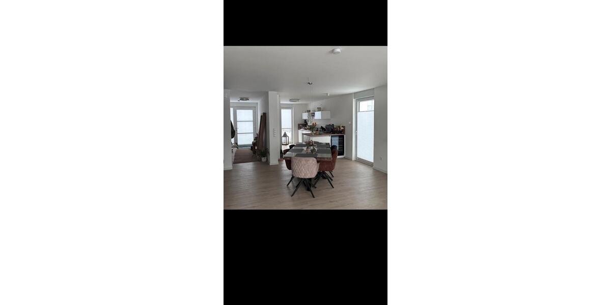 Neubau- Doppelhaushälfte 4 zimmer