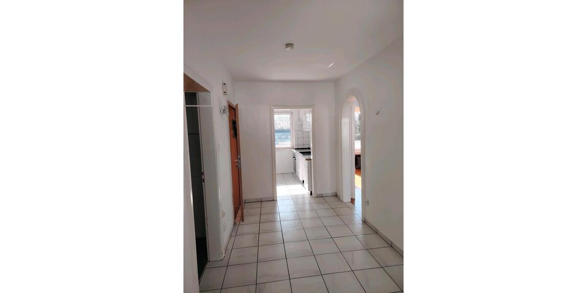 Etagenwohnung Duisburg Walsum - 5 Zimmer, 120 m&sup2;, 1.500&euro; | Angebot:25292814