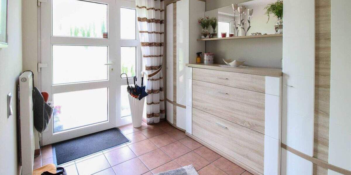 Reihenendhaus Duisburg Aldenrade - 5 Zimmer, 121 m&sup2;, 399.000&euro; | Angebot:25375231