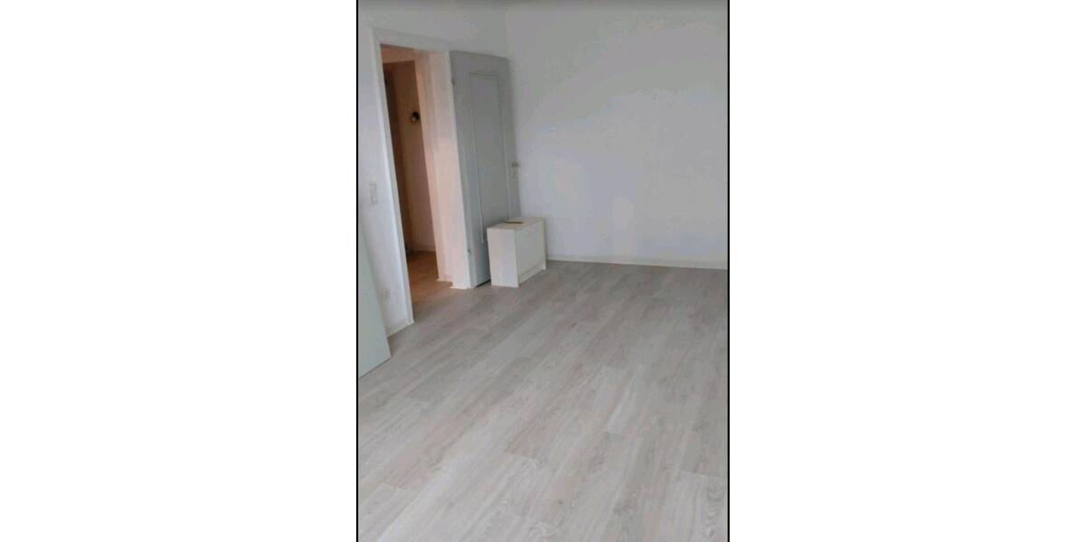 Schöne kleine Wohnung 1 zimmer