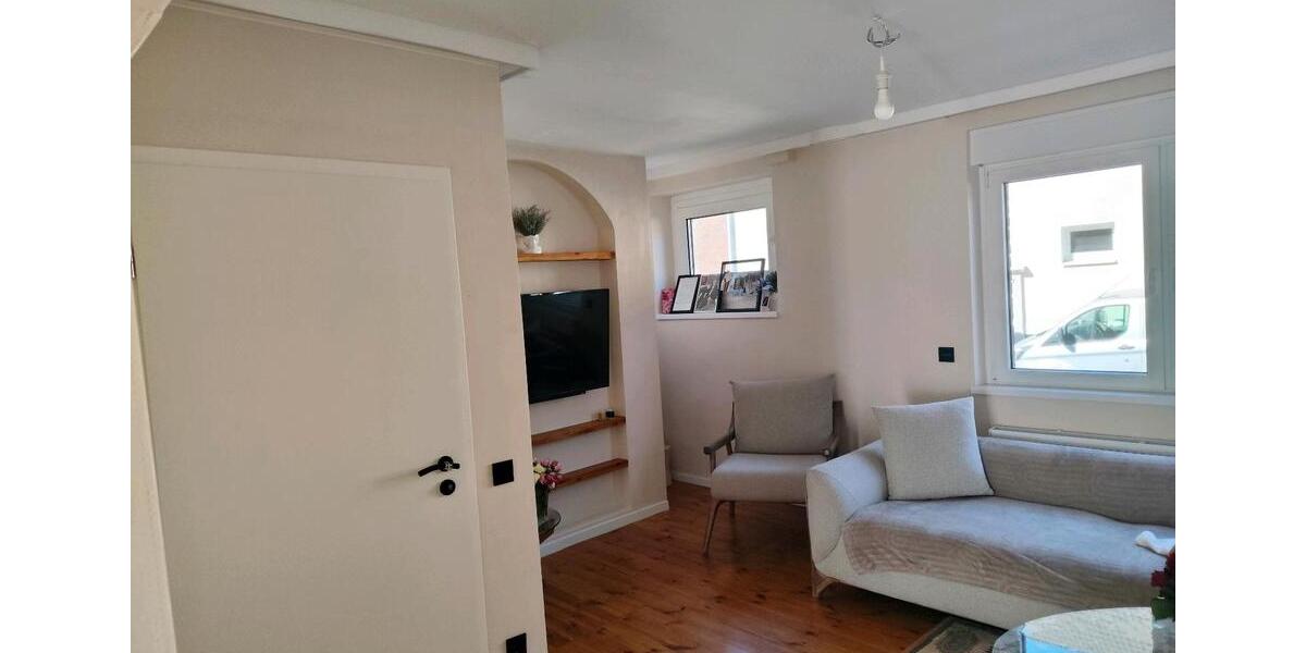 Mehrfamilienhaus, Wohnhaus Duisburg Rheinhausen - 12 Zimmer, 250 m&sup2;, 330.000&euro; | Angebot:27498554