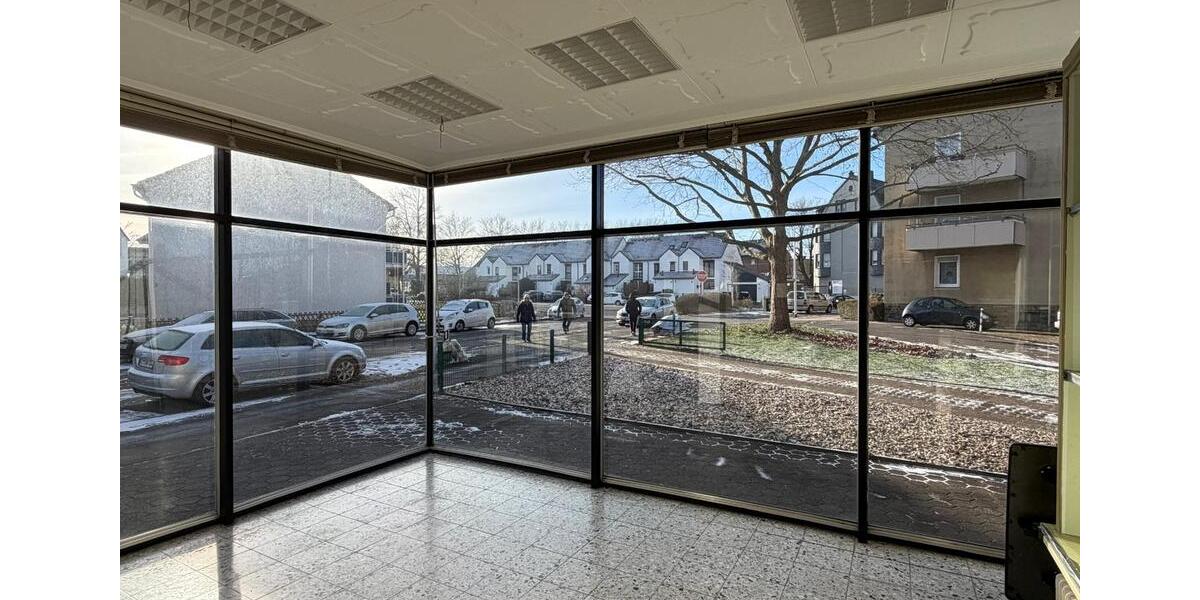 Sehr helles Büro zimmer