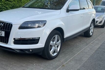 Audi Q7 254.000 km 8.100 &euro; Essen 45329
