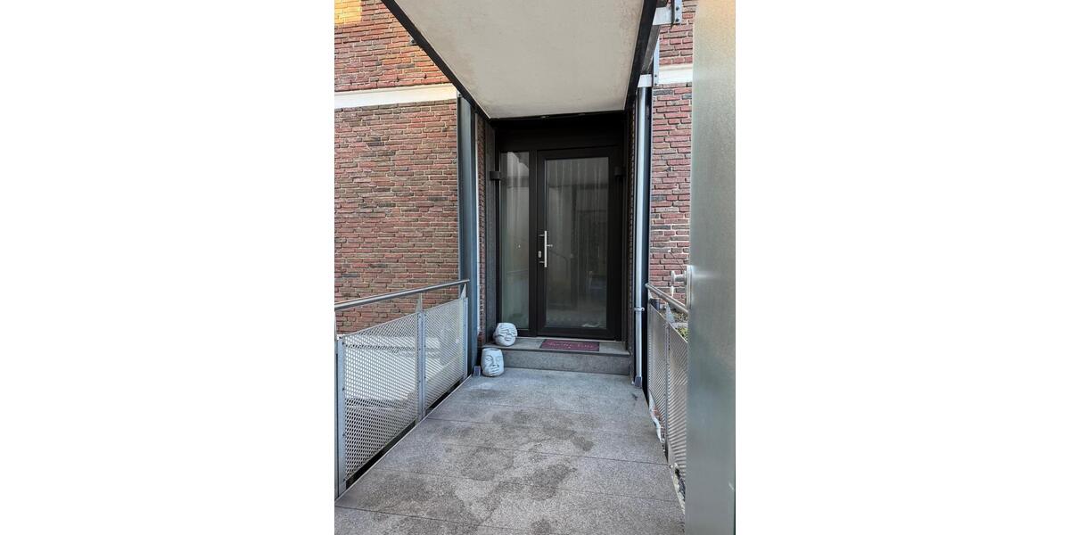 Exklusive und schicke Eigentumswohnung von privatErbpacht 4.5 zimmer