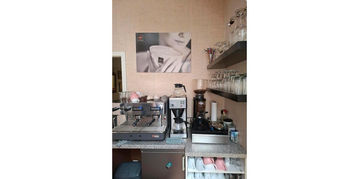 Cafe mit treuer Stammkundsc im Essener Süden abzugeben zimmer