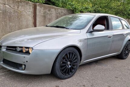 Alfa Romeo 159