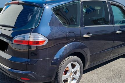 Ford S-Max 157.224 km 4.290 &euro; Bochum 44801