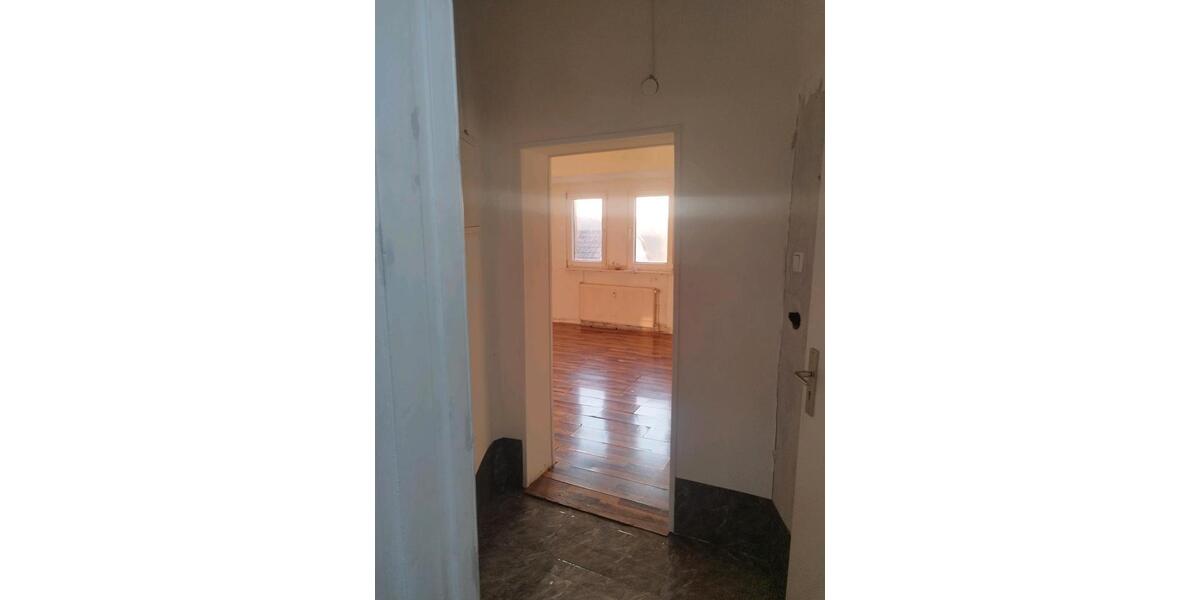 Dachgeschoßwohnung Duisburg Duisburg-Mitte - 2 Zimmer, 45 m&sup2;, 390&euro; | Angebot:25794756