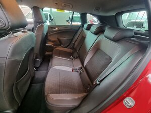 Opel Astra Ultimate Navi Keyless Park&Go Klimaautom. Wi 25.902 km 18.690 &euro; HAAN 42781