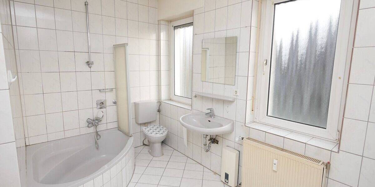 Etagenwohnung Gelsenkirchen Hassel - 3 Zimmer, 123 m&sup2;, 660&euro; | Angebot:25747877