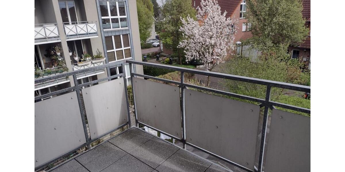 Dachgeschoßwohnung Recklinghausen Berghausen - 3.5 Zimmer, 83 m&sup2;, 628&euro; | Angebot:26380573