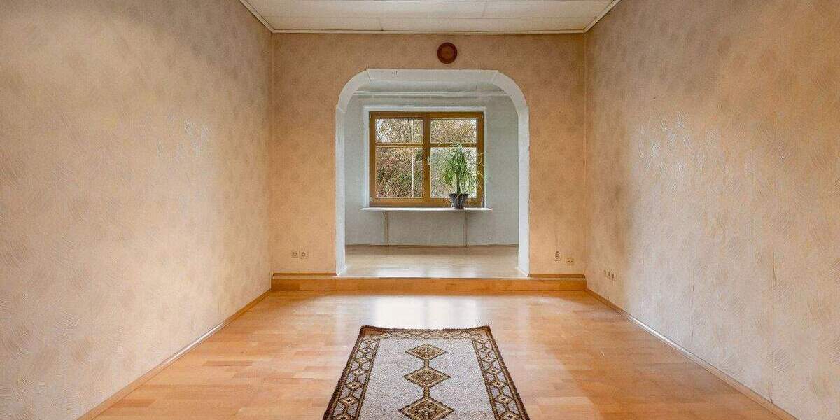 Städtisch im Grünen - Altbauwohnung mit großem Garten und viel Privatsphäre im Zweiparteienhaus! 3 zimmer