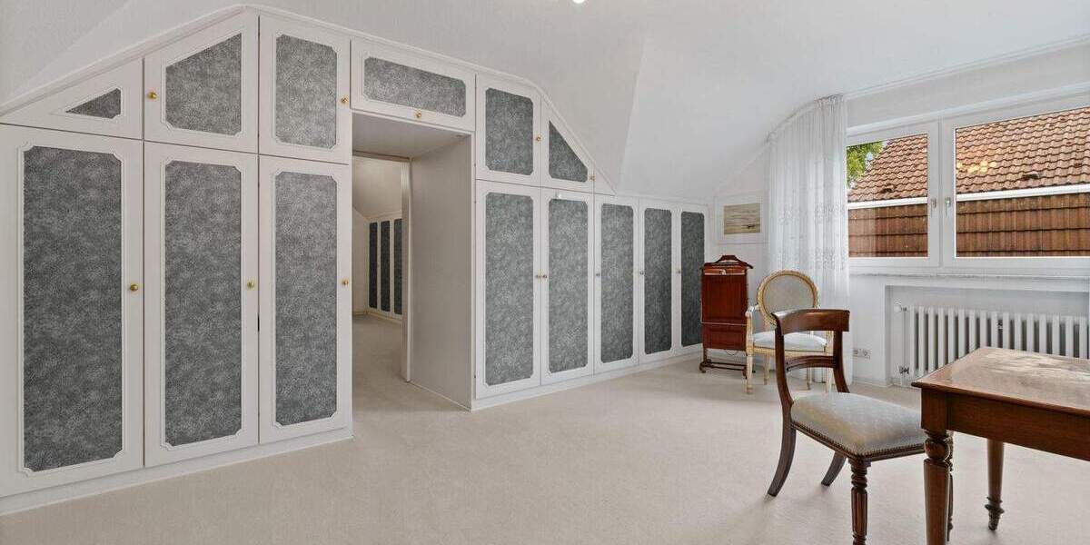 Einfamilienhaus Ratingen Hösel - 8 Zimmer, 303 m&sup2;, 1.450.000&euro; | Angebot:25779367