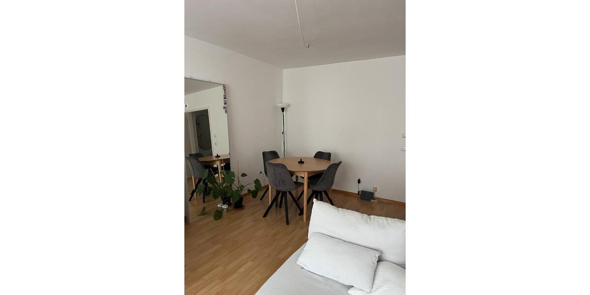 Etagenwohnung Düsseldorf Pempelfort - 2 Zimmer, 63 m&sup2;, 1.350&euro; | Angebot:26638433