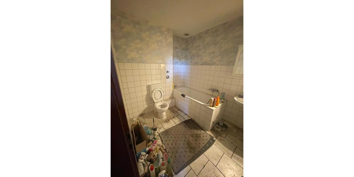 Dachgeschoßwohnung Duisburg Essenberg - 1 Zimmer, 44 m&sup2;, 310&euro; | Angebot:26409757