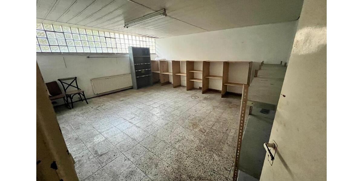 Büro und Kaltlager in Drevenack Halle oder Lagerräume Wesel zimmer