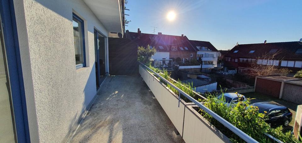 Etagenwohnung Duisburg Hochheide - 2 Zimmer, 67 m&sup2;, 120.000&euro; | Angebot:27474924