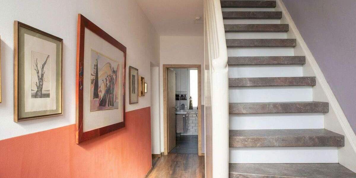 Mehrfamilienhaus, Wohnhaus Bottrop Eigen - 8 Zimmer, 162 m&sup2;, 588.000&euro; | Angebot:25746031