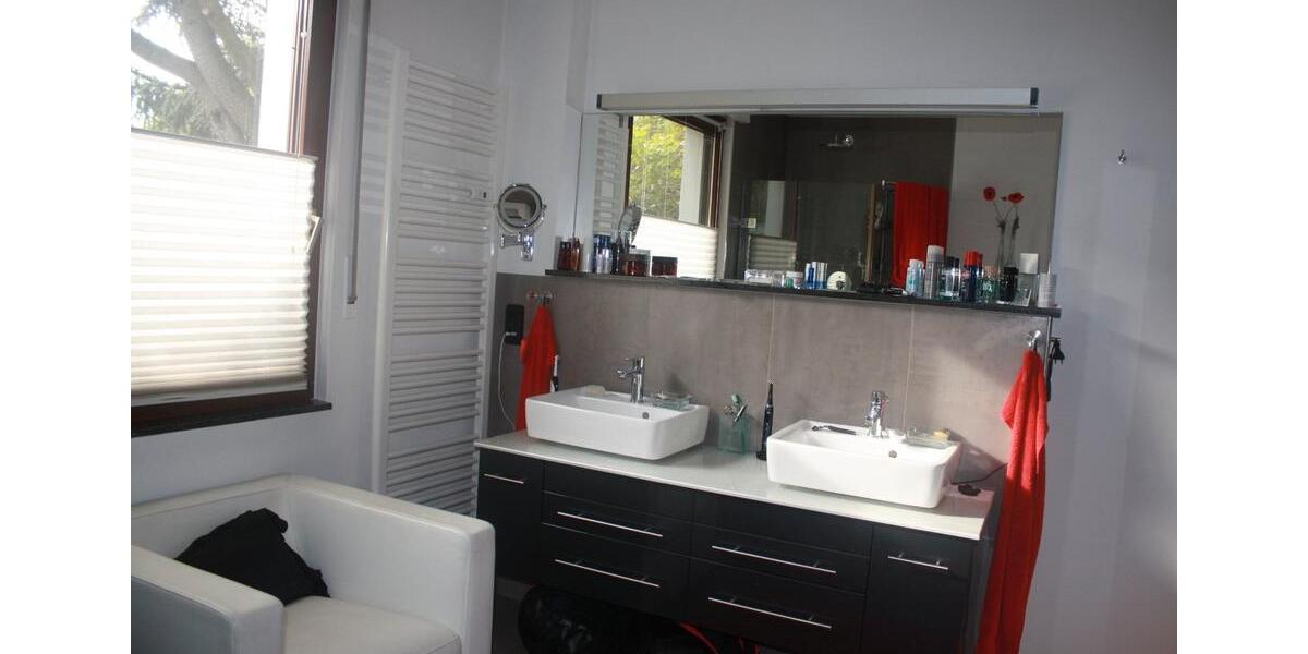 Erdgeschoßwohnung Bochum Bochum-Nord - 3 Zimmer, 130 m&sup2;, 555.000&euro; | Angebot:27495632