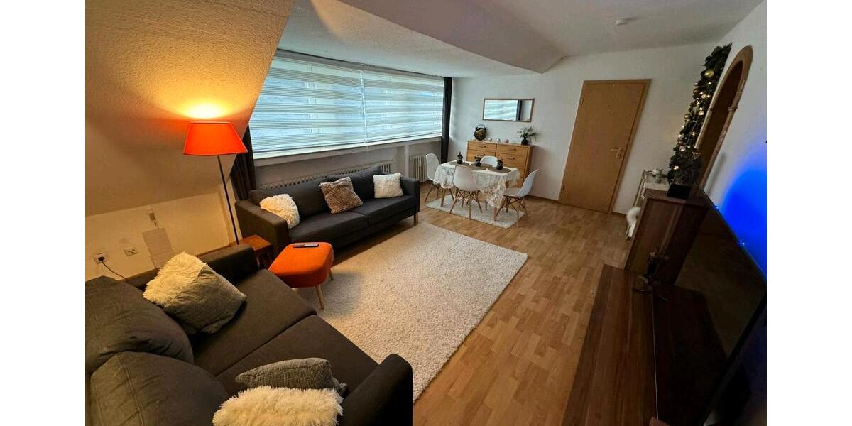Dachgeschoßwohnung Essen Stadtbezirk V - 2 Zimmer, 60 m&sup2;, 620&euro; | Angebot:26468178