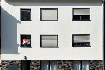 Wohnung Duisburg Mittelmeiderich - 4 Zimmer, 93 m&sup2;, 1.150&euro; | Angebot:25638784