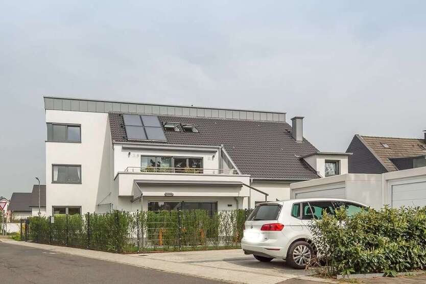 Wohnung zum Mieten in Düsseldorf 2.500 € 125 m²
