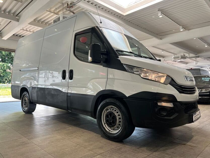 IVECO Andere 210.000 km 12.490 € Datteln 45711