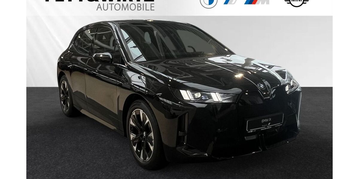 BMW iX 9.000 km 76.890 &euro; Moers 47441