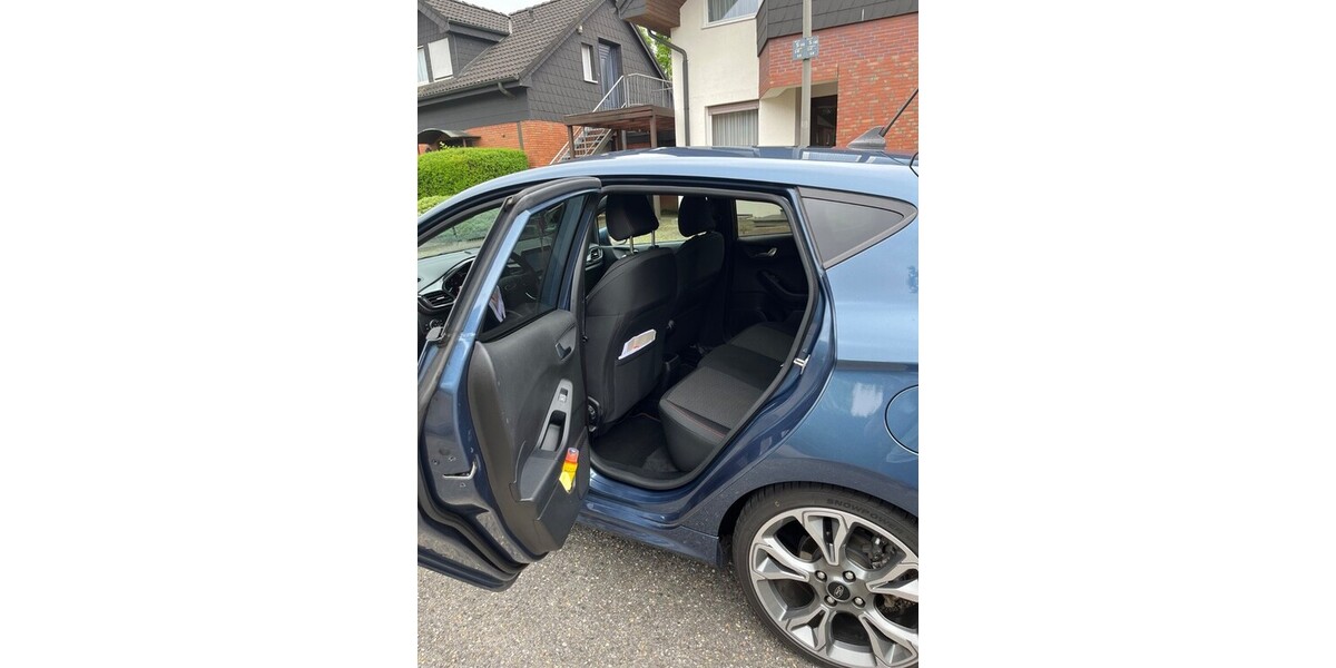 Ford Fiesta st line 95.143 km 14.900 &euro; Sprockhövel 45549