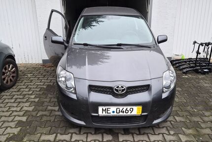 Toyota Auris 169.000 km 2.000 &euro; Erkrath 40699