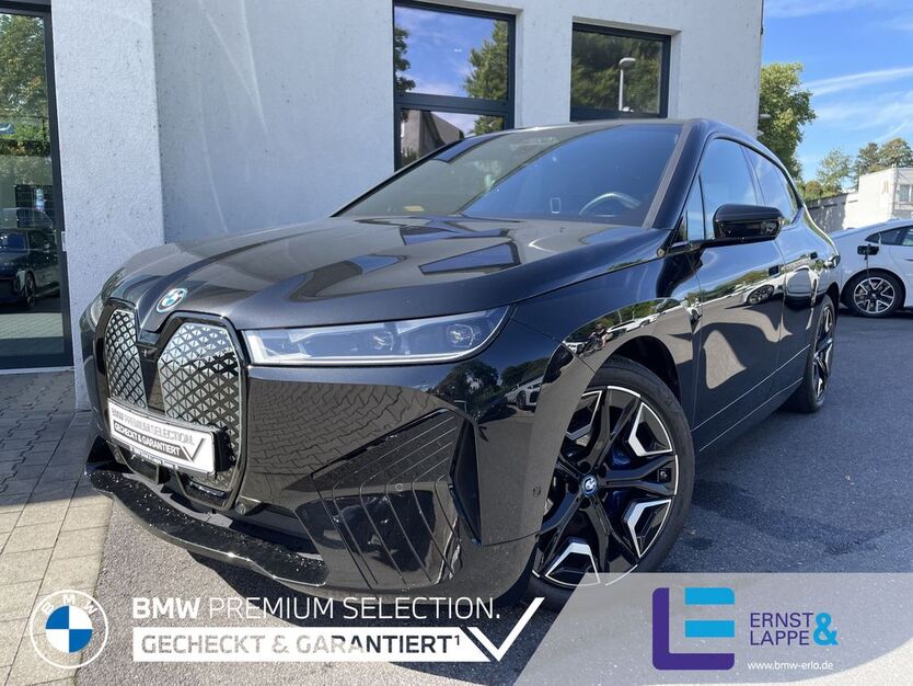 BMW iX 21.350 km 72.970 € Essen 45134