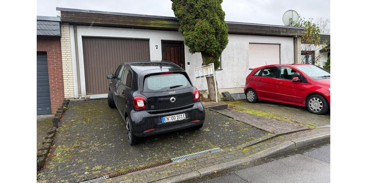 Mehrfamilienhaus Kapitalanlage teilsaniert teilvermietet zimmer