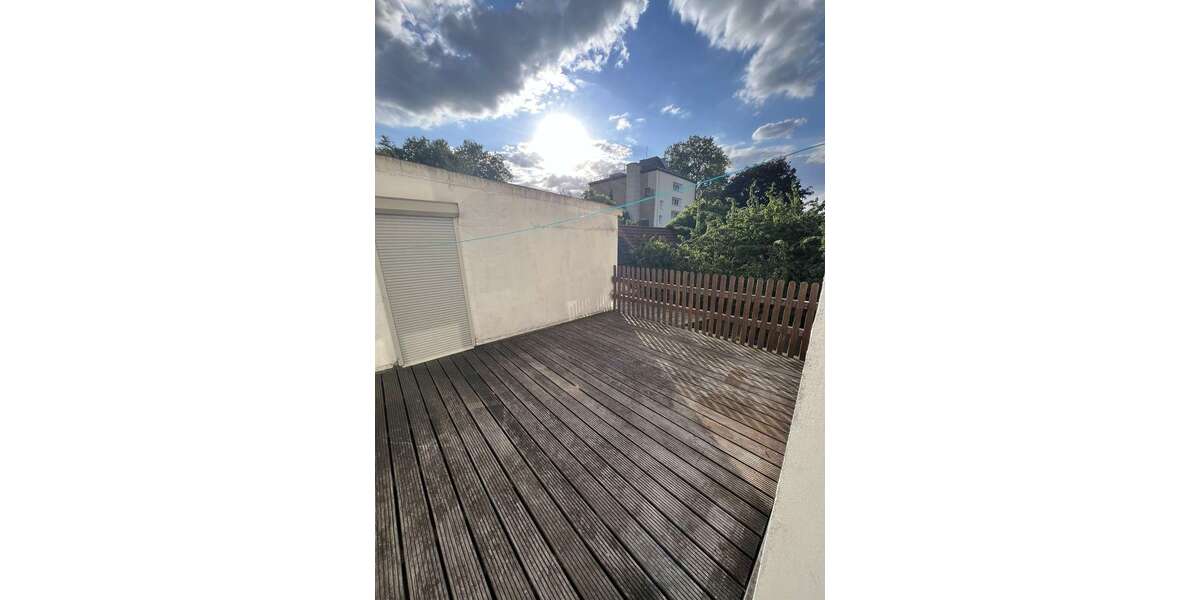 Etagenwohnung Duisburg Hochemmerich - 5 Zimmer, 115 m&sup2;, 970&euro; | Angebot:27187946