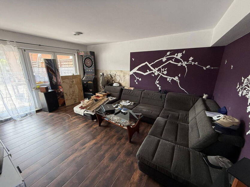 2,5-Zimmer Eigentumswohnung mit fast 100 m² Dachterrasse