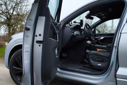 VW Touareg 175.000 km 43.000 &euro; Oberhausen 46145