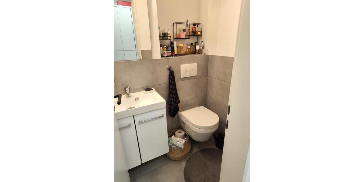 Erdgeschoßwohnung Duisburg Huckingen - 4 Zimmer, 98 m&sup2;, 200.000&euro; | Angebot:26383128
