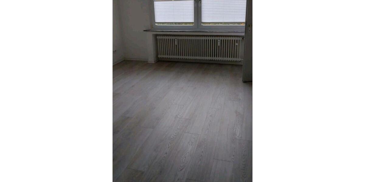 Schöne kleine Wohnung 1 zimmer