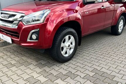 Isuzu D-Max 74.030 km 33.990 &euro; Gevelsberg 58285