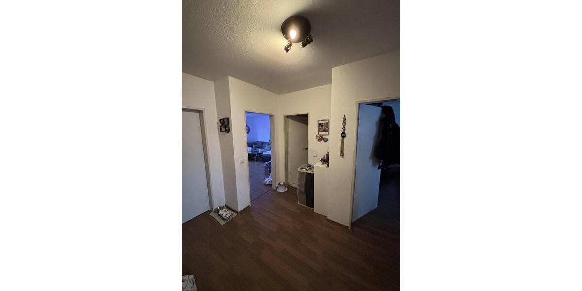 Dachgeschoßwohnung Essen Stadtbezirk IV - 3 Zimmer, 70 m&sup2;, 595&euro; | Angebot:25655185