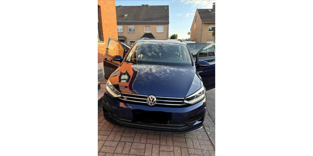 VW Touran 166.000 km 15.600 &euro; Moers 47443