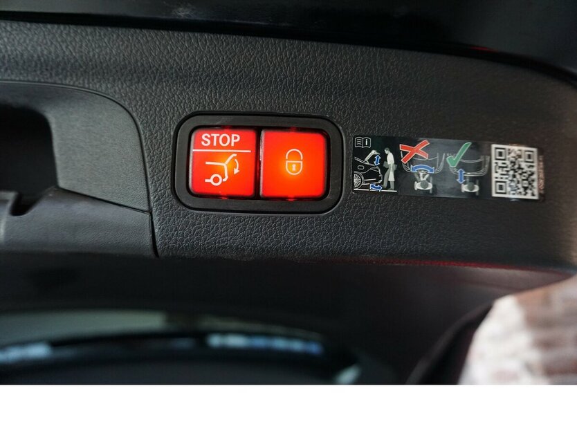 Mercedes-Benz GLE 350 de 4M Leder MBUX Burm Pano 360° Exklusiv 6.308 km 81.900 € Wuppertal 42327