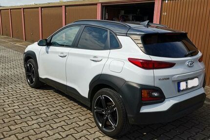 Hyundai KONA 63.500 km 13.950 € Duisburg 47269