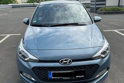 Hyundai i20 70.000 km 9.600 &euro; Herne 44623